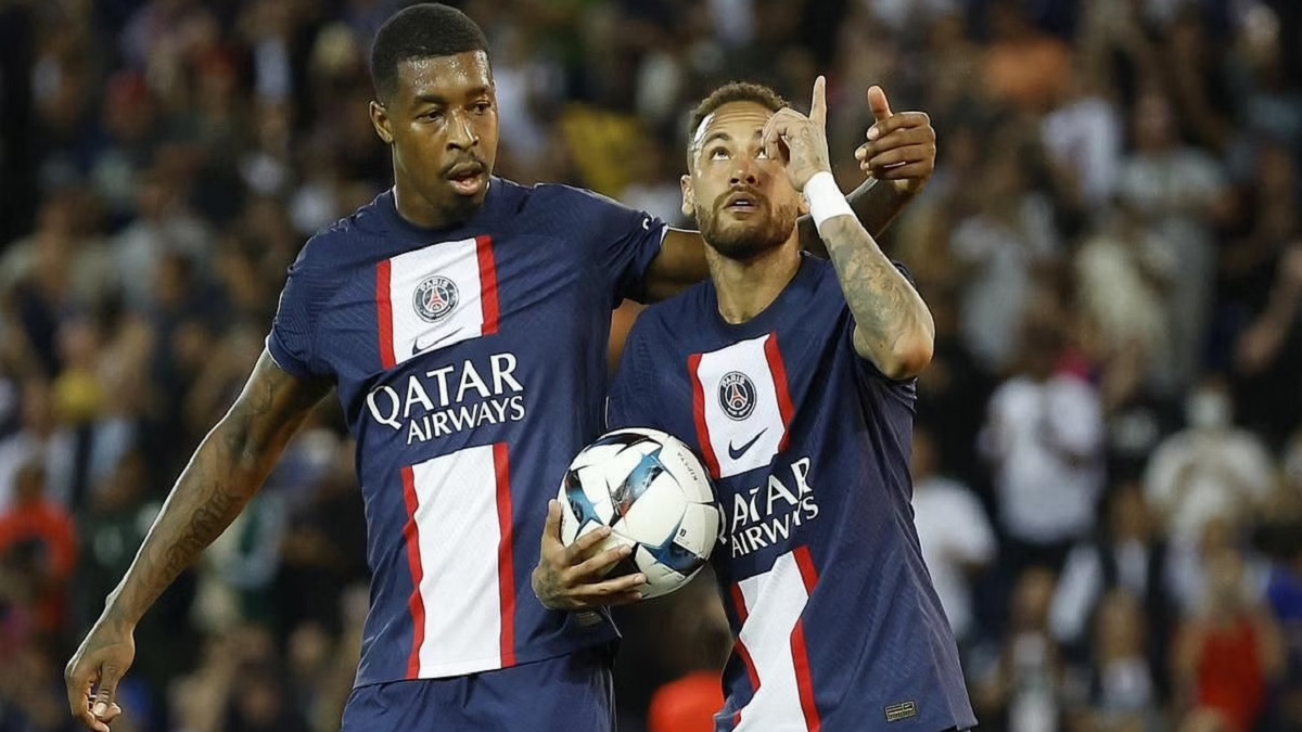 মোনাকোয় এসে থামলো পিএসজির জয়রথ