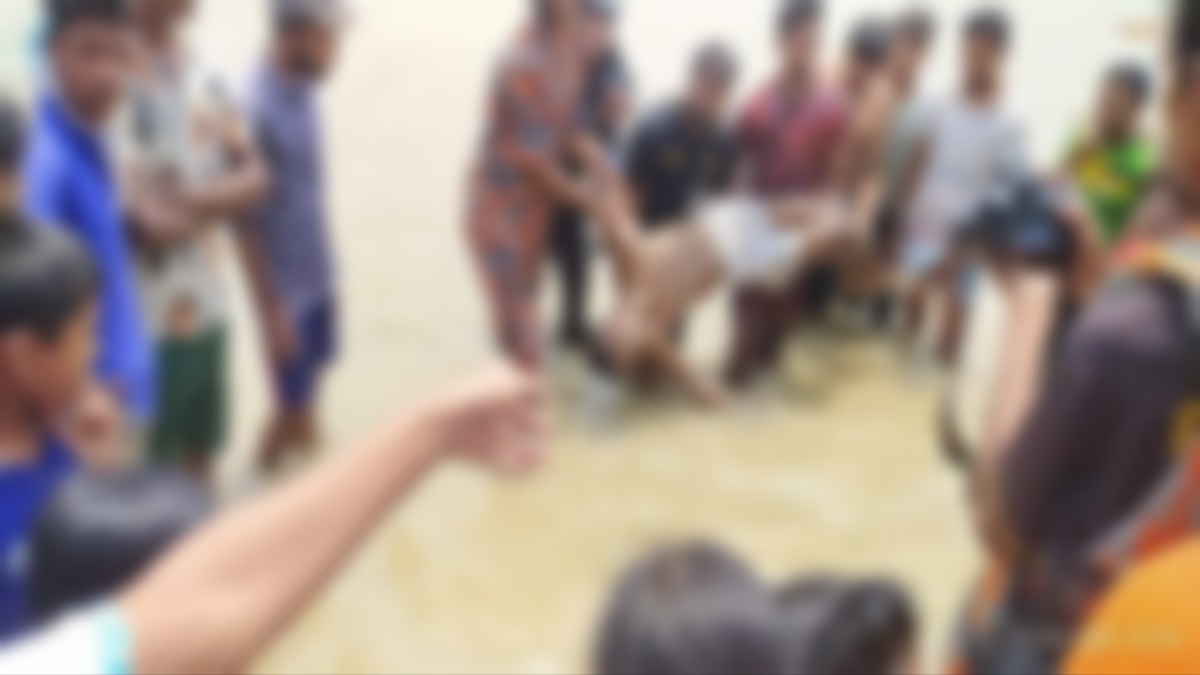 বল তুলতে গিয়ে পদ্মা নদীতে তলিয়ে গেল শিক্ষার্থী