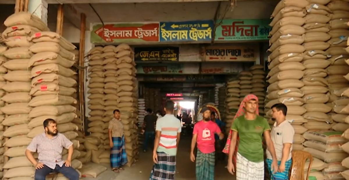 জ্বালানির মূল্যবৃদ্ধির প্রভাব পড়বে চালের বাজারেও, বেড়েছে পরিবহন খরচ