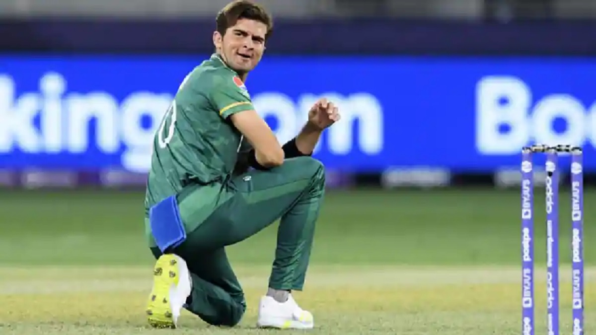 ইনজুরিতে এশিয়া কাপ থেকে ছিটকে গেলেন শাহীন আফ্রিদি