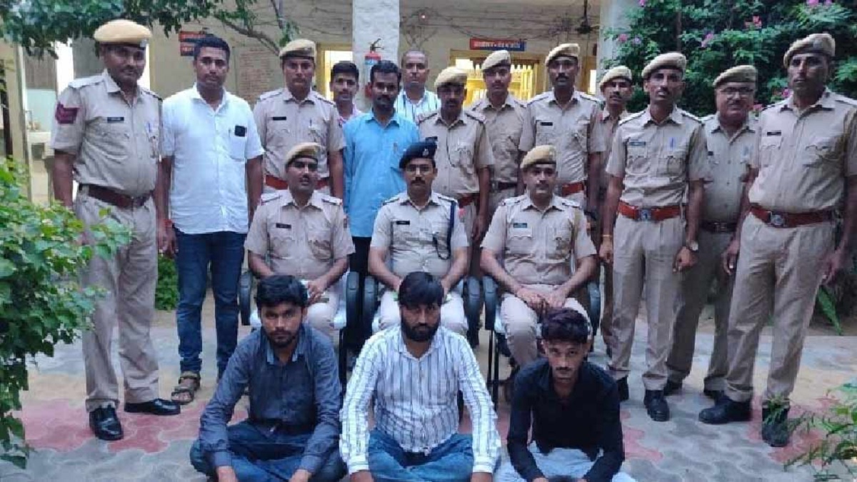 চাকরি ছেড়ে টিম বানিয়ে মোবাইল টাওয়ারের ব্যাটারি চুরি! আটক টেকনিশিয়ান