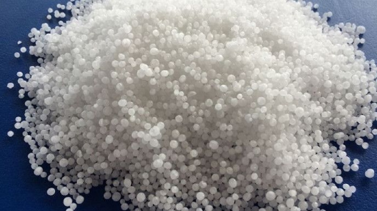 কেজিতে ৬ টাকা বাড়লো ইউরিয়া সারের দাম