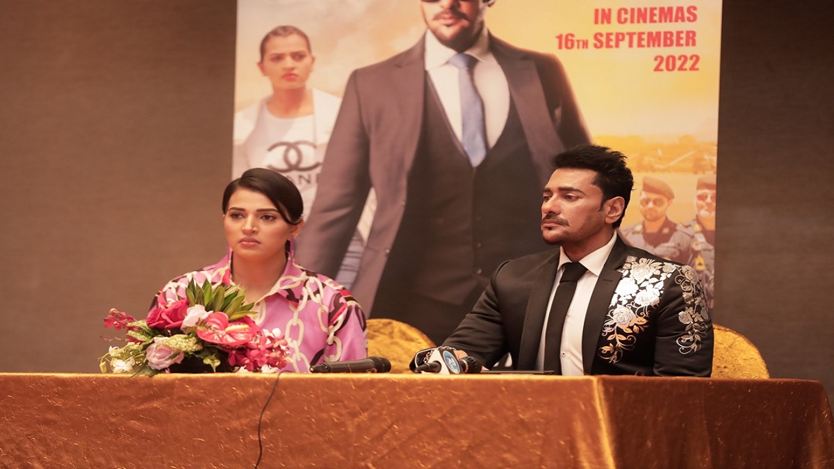 মালয়েশিয়ায় নতুন সিনেমার ঘোষণা দিলেন অনন্ত-বর্ষা