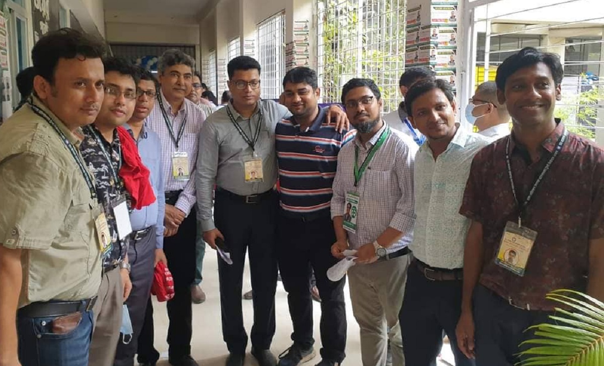 ঢামেক অ্যালামনাই ট্রাস্ট নির্বাচনের ভোটগ্রহণ অনুষ্ঠিত