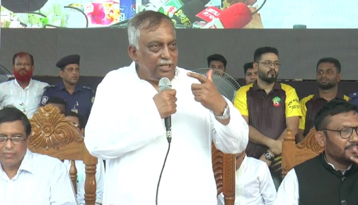 শেখ হাসিনা যতদিন প্রধানমন্ত্রী থাকবেন, বাংলাদেশ এগিয়ে যাবে: স্বরাষ্ট্রমন্ত্রী