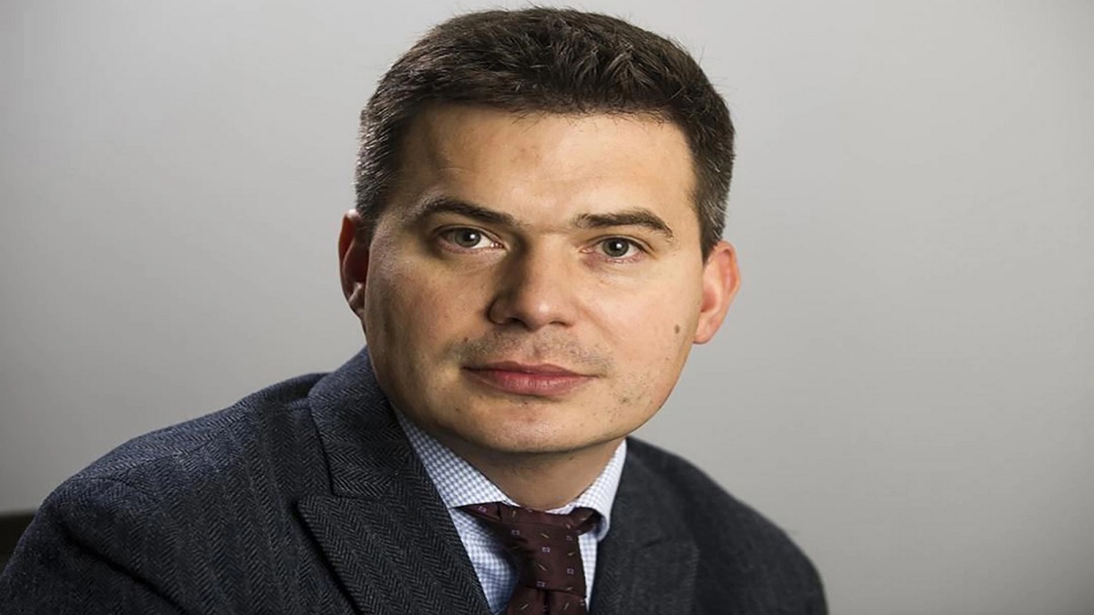 জাহাজ থেকে পড়ে রুশ জ্বালানি কর্মকর্তার রহস্যজনক মৃত্যু