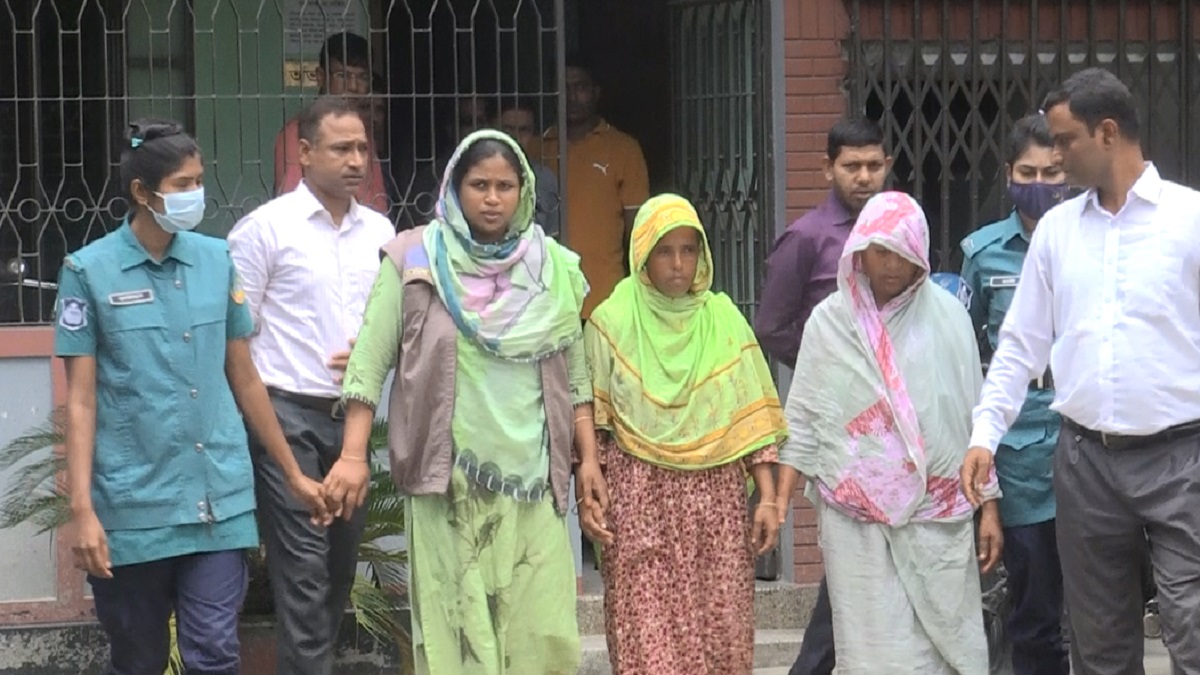 রংপুরে ২ বছরের শিশুকে হত্যার দায়ে মামিসহ গ্রেফতার ২