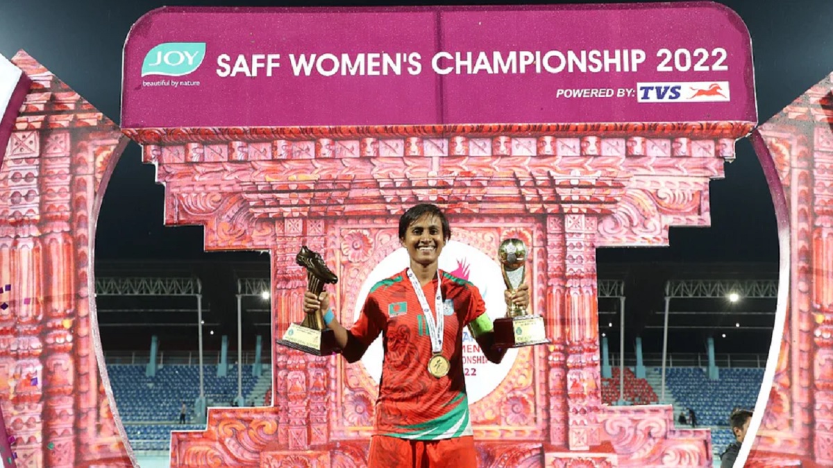 মালদ্বীপে লিগ খেলতে দেশ ছাড়লেন সাবিনা খাতুন