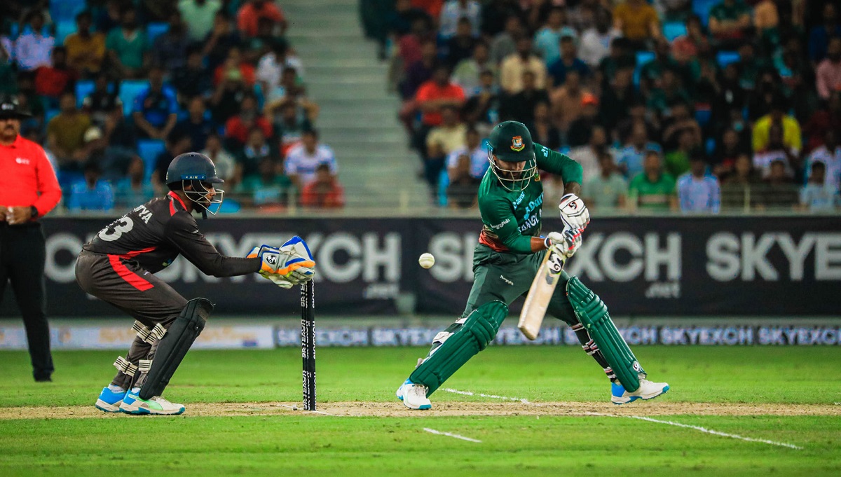 আমিরাতকে হারিয়ে সিরিজ বাংলাদেশের