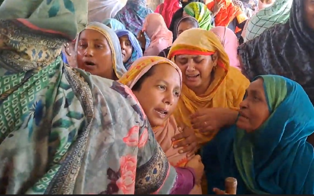 চুয়াডাঙ্গায় হাত-মুখ বাঁধা বৃদ্ধ দম্পতির রক্তাক্ত মরদেহ উদ্ধার