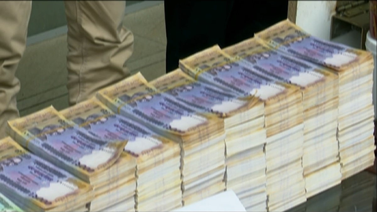 পূজা উপলক্ষে সক্রিয় জাল টাকার চক্র, জব্দ কোটি টাকার নোট