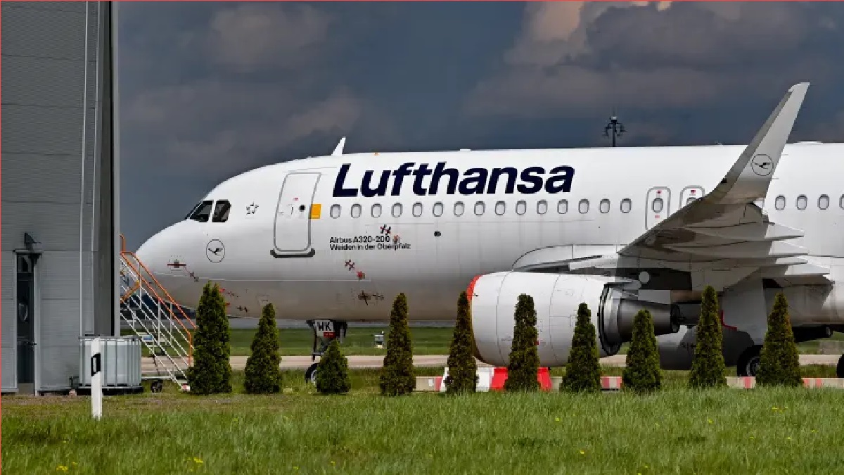 পাইলটদের ধর্মঘট, জার্মানিতে একদিনে ৮০০ ফ্লাইট বাতিল