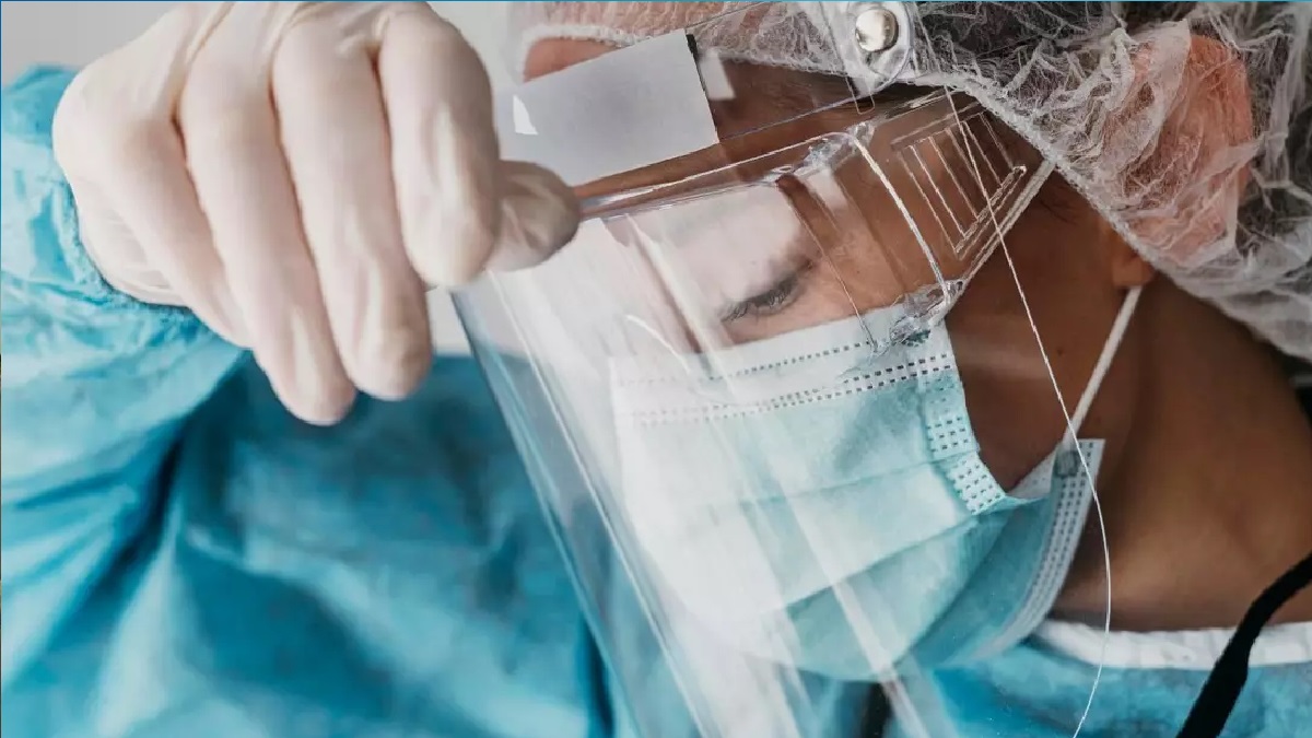 করোনার নতুন উপজাত ‘খোস্টা-২’ নিয়ে শঙ্কায় বিজ্ঞানীরা