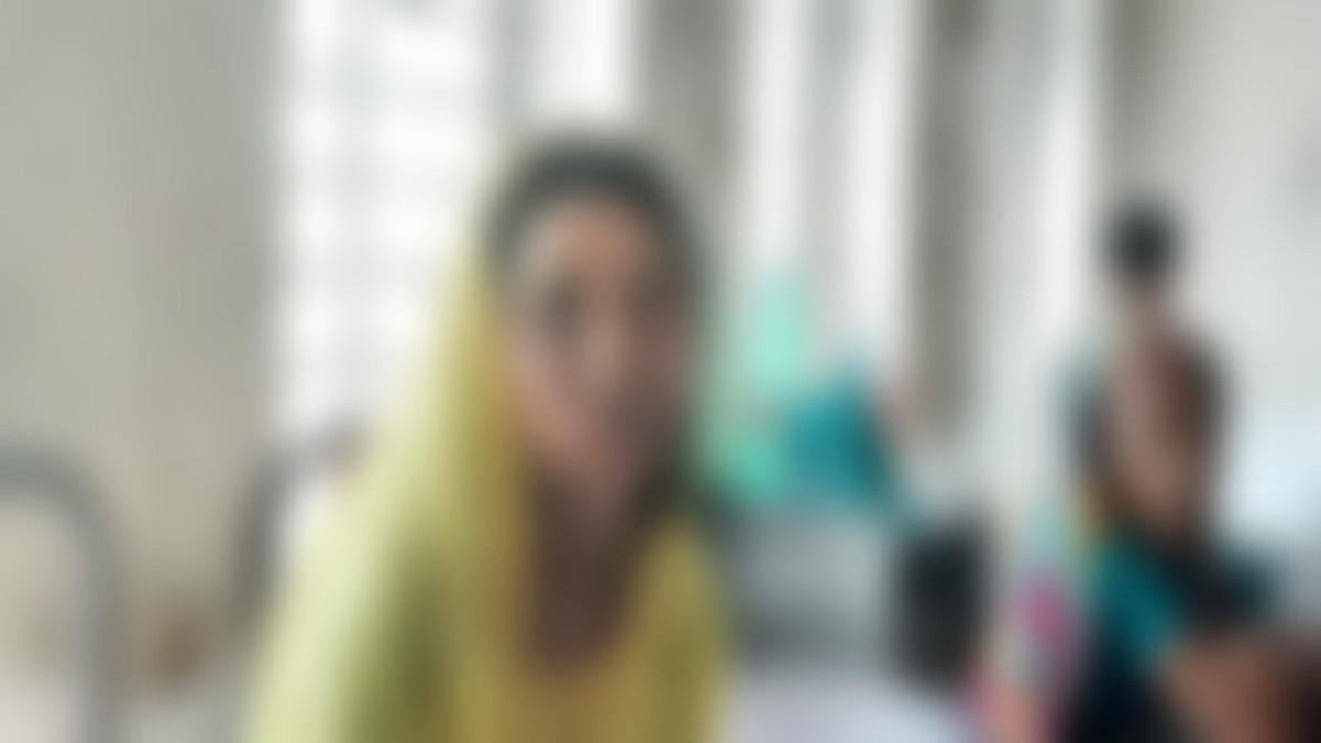 গরম তরকারিতে মুখ চেপে ধরে পুড়িয়ে দেয়ার অভিযোগ দেবরের বিরুদ্ধে