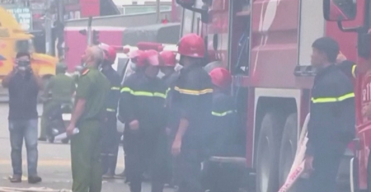 ভিয়েতনামে পানশালায় অগ্নিকাণ্ডে প্রাণহানি বেড়ে ৩২