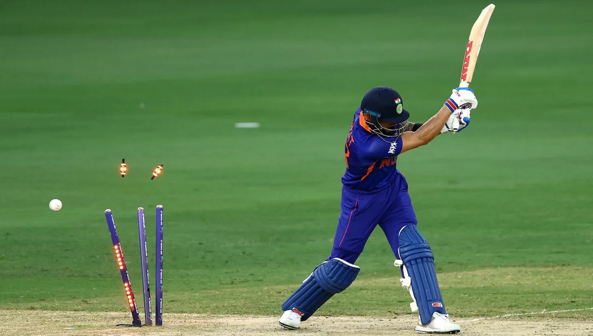 রাহুল-কোহলিকে হারিয়ে বাঁচা-মরার লড়াইয়ে চাপে ভারত