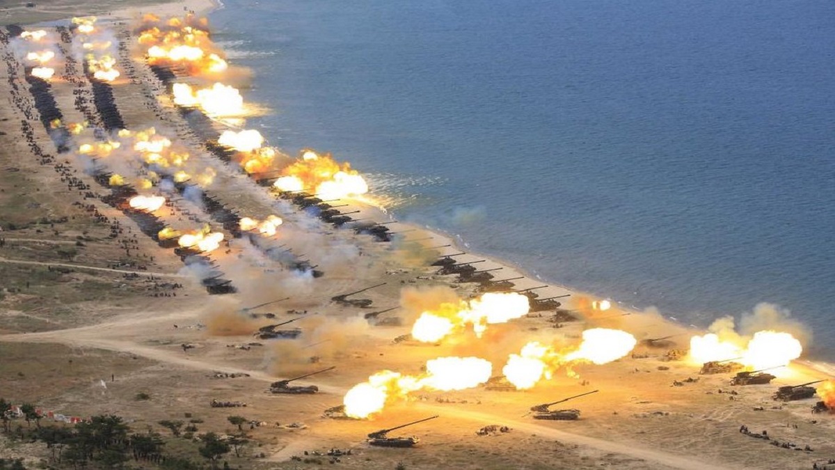 দক্ষিণ কোরিয়ার মহড়ার জবাবে গোলা ছুড়েছে উত্তর কোরিয়া