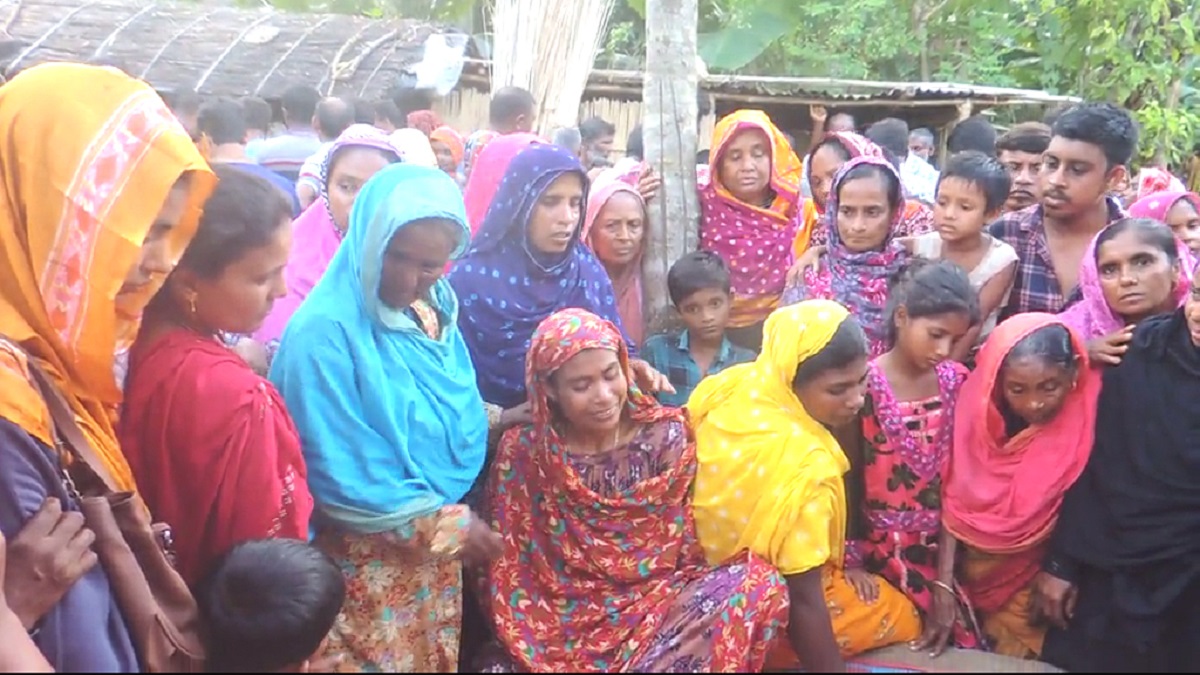 খেলতে গিয়ে লাশ হয়ে ফিরলো ২ বোন