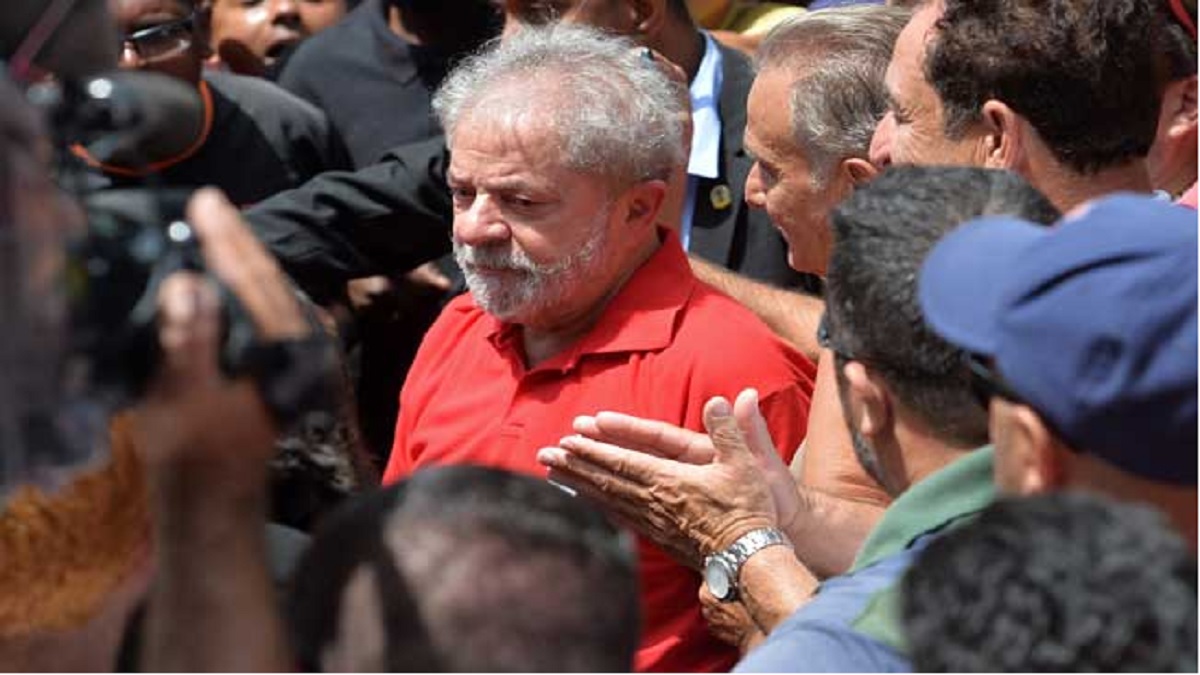 আবারও ক্ষমতায় ফিরলেন ব্রাজিলের বামপন্থি নেতা লুলা ডি সিলভা