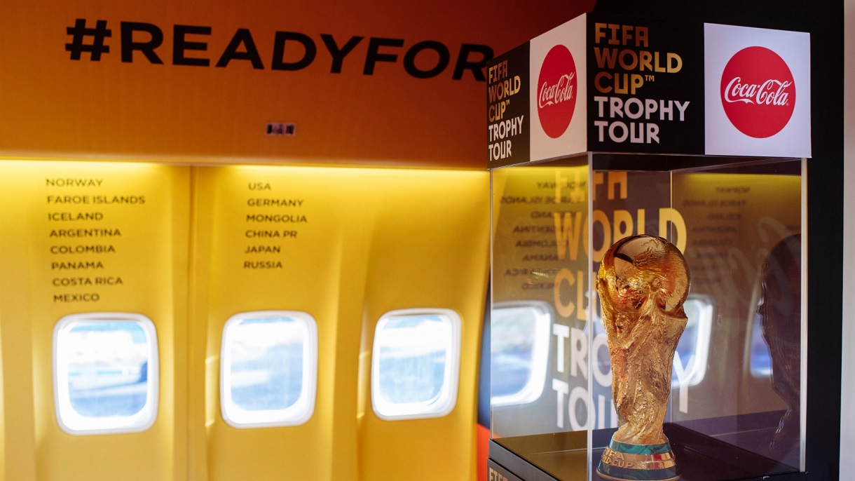 ছয়দিনের সফরে মেক্সিকো পৌঁছেছে বিশ্বকাপ ট্রফি