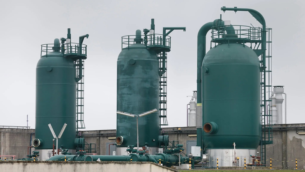 সংকটের মধ্যে জার্মানিকে গ্যাস সরবরাহ করলো ফ্রান্স