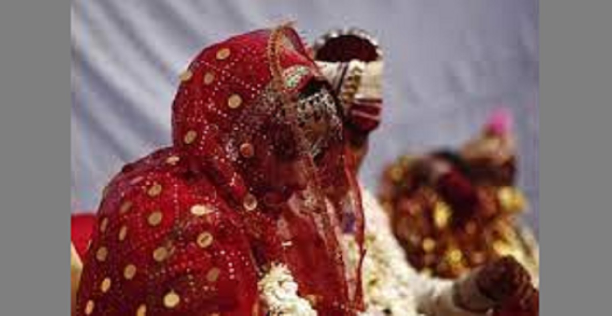 বাল্য বিবাহের অভিযোগে কনের মাকে ৬ মাস ও বরকে ১ বছরের কারাদণ্ড