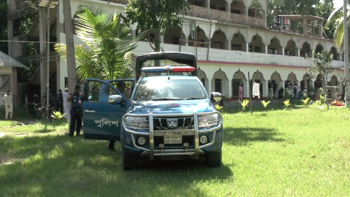 মাদারীপুরে বলাৎকারের অভিযোগে মাদরাসার মুহতামিমের বিরুদ্ধে মামলা