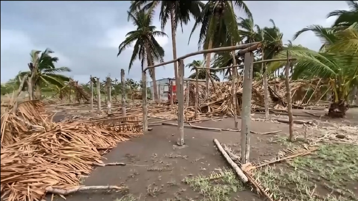 মেক্সিকোয় হারিকেন রোসলিন, ২ জনের প্রাণহানি