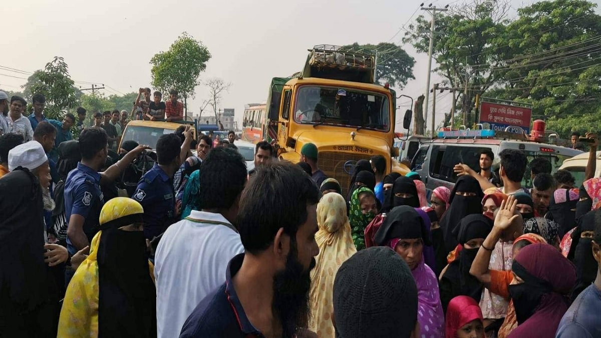 সোনারগাঁয়ে অবৈধ গ্যাস সংযোগ বিচ্ছিন্ন করায় মহাসড়ক অবরোধ