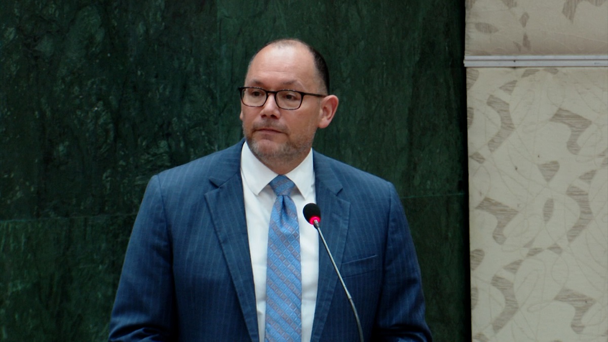 সরকারের বিপক্ষে গিয়ে মুক্তিযুদ্ধে বাংলাদেশের পক্ষে কাজ করেন এডওয়ার্ড কেনেডি: পিটার হাস