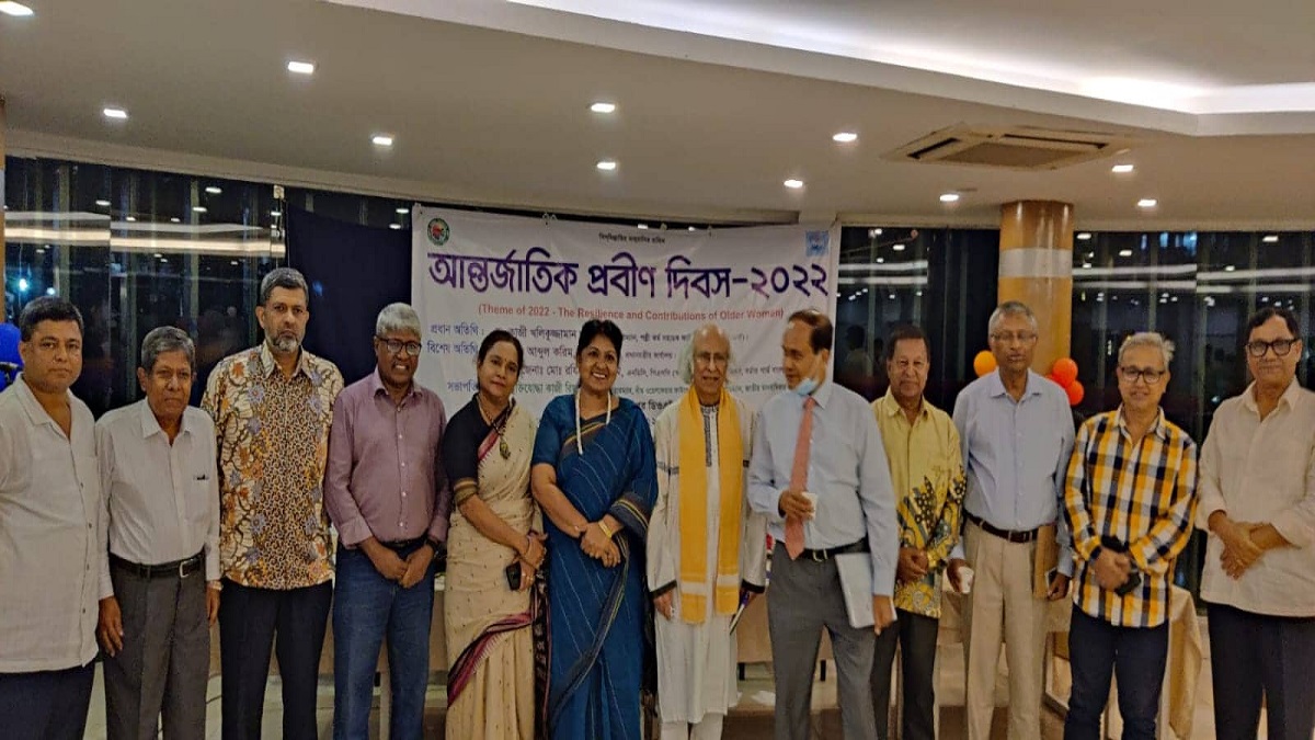 আন্তর্জাতিক প্রবীণ দিবস উদযাপন করলো দীপ্ত ওয়েলফেয়ার ফাউন্ডেশন