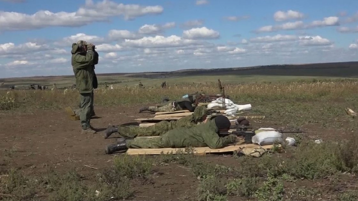 রুশ রিজার্ভ ফোর্সের সেনাদের চলছে প্রশিক্ষণ; জোর দেয়া হচ্ছে তরুণদের প্রতি
