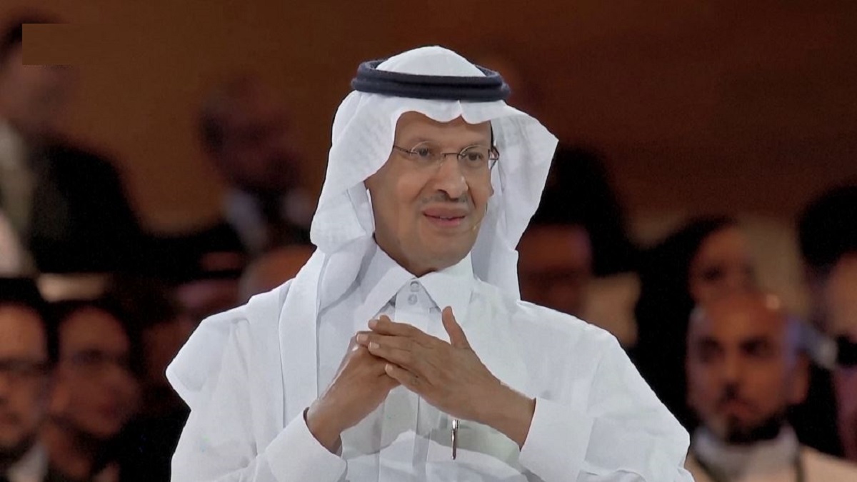 বাজার নিয়ন্ত্রণে সঞ্চিত তেলের ব্যবহারে ভবিষ্যতে বিপদ হতে পারে: সৌদি জ্বালানি মন্ত্রী