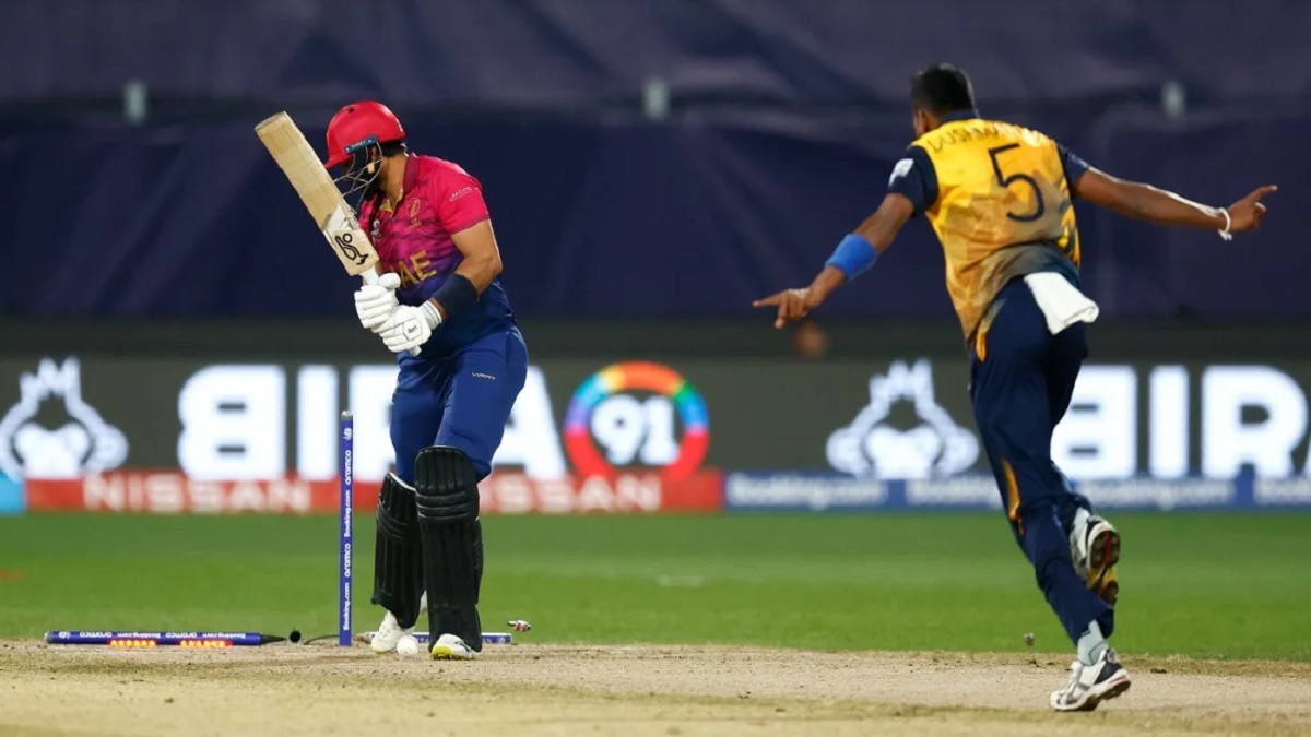 লঙ্কান পেস তাণ্ডবে বিপর্যয়ে আমিরাত