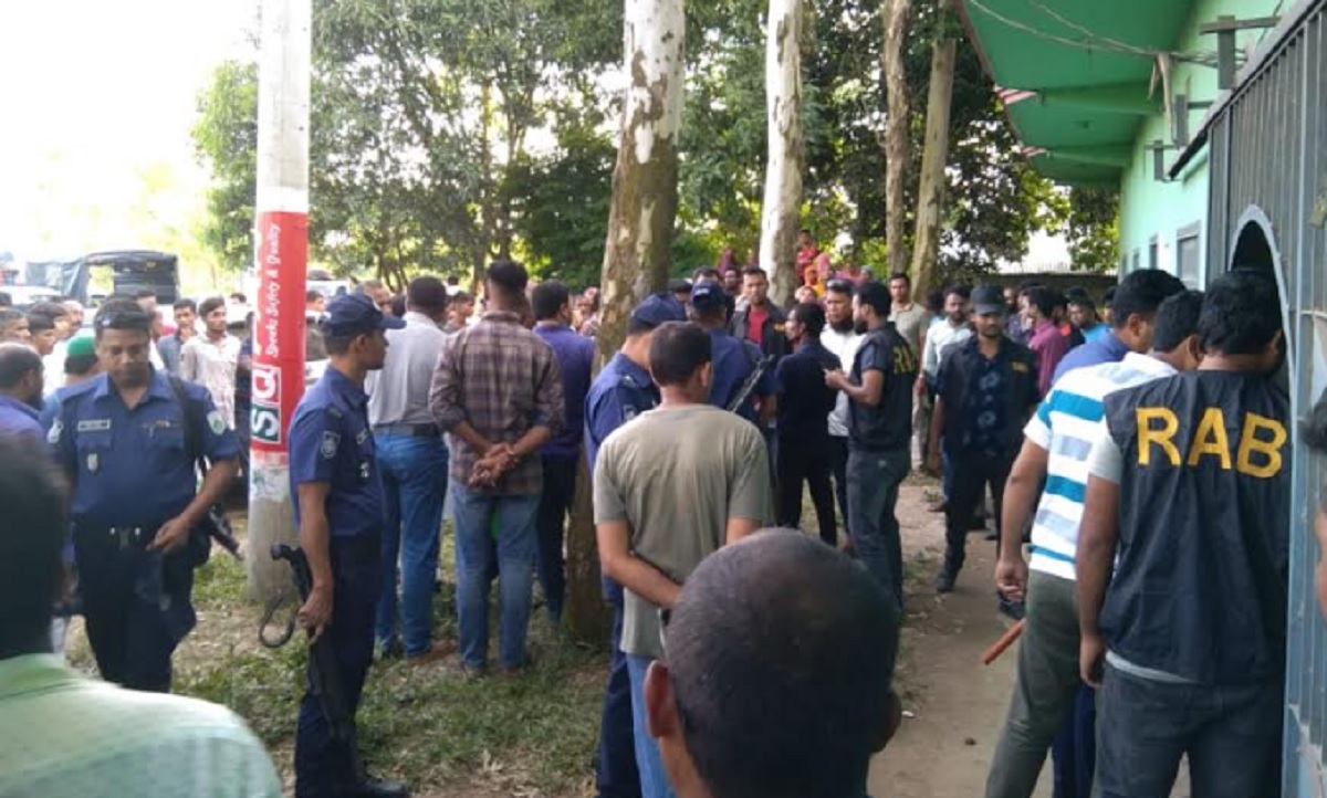 সিরাজগঞ্জে হাত বোমা বিস্ফোরণ, আতঙ্কে এলাকাবাসী