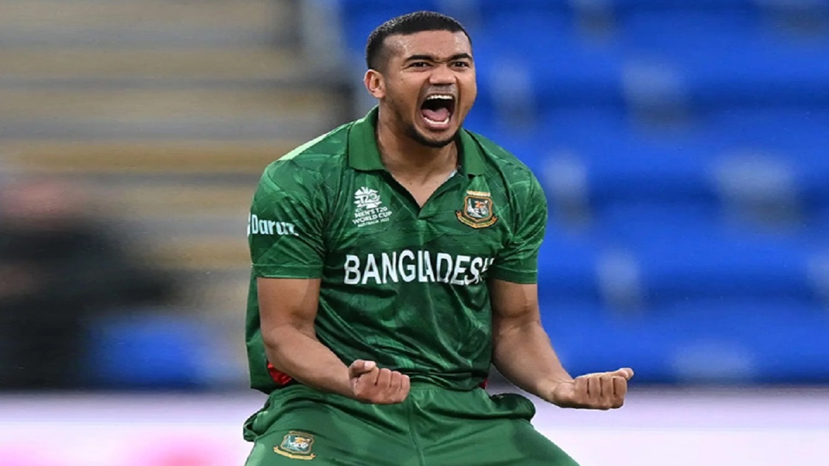 ৪২ রানে ৪ উইকেট নেই জিম্বাবুয়ের