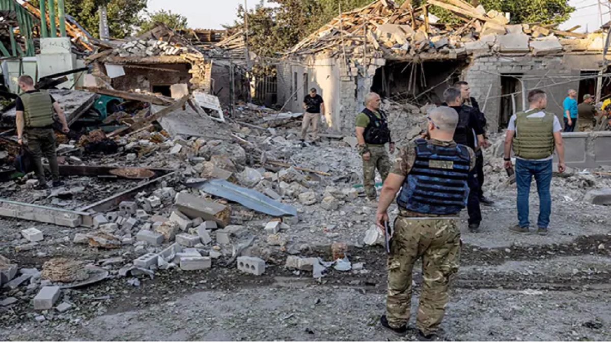 রুশ অধিকৃত ইউক্রেনের চার অঞ্চলে সামরিক আইন ঘোষণা পুতিনের