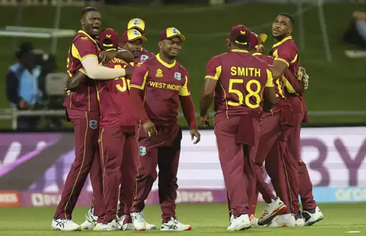 টিকে রইলো উইন্ডিজের বিশ্বকাপ আশা