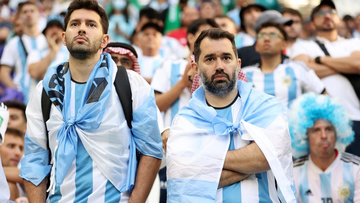 ভিএআর এর ভুলে ম্যাচ হারার দাবি করে আর্জেন্টিনা ফুটবল টিমের ফ্যানপেজে আফসোস