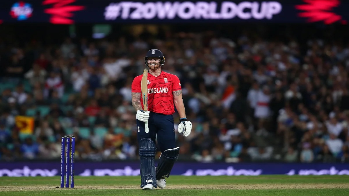 শেষ ওভারে জিতলো ইংল্যান্ড, কপাল পুড়লো অজিদের