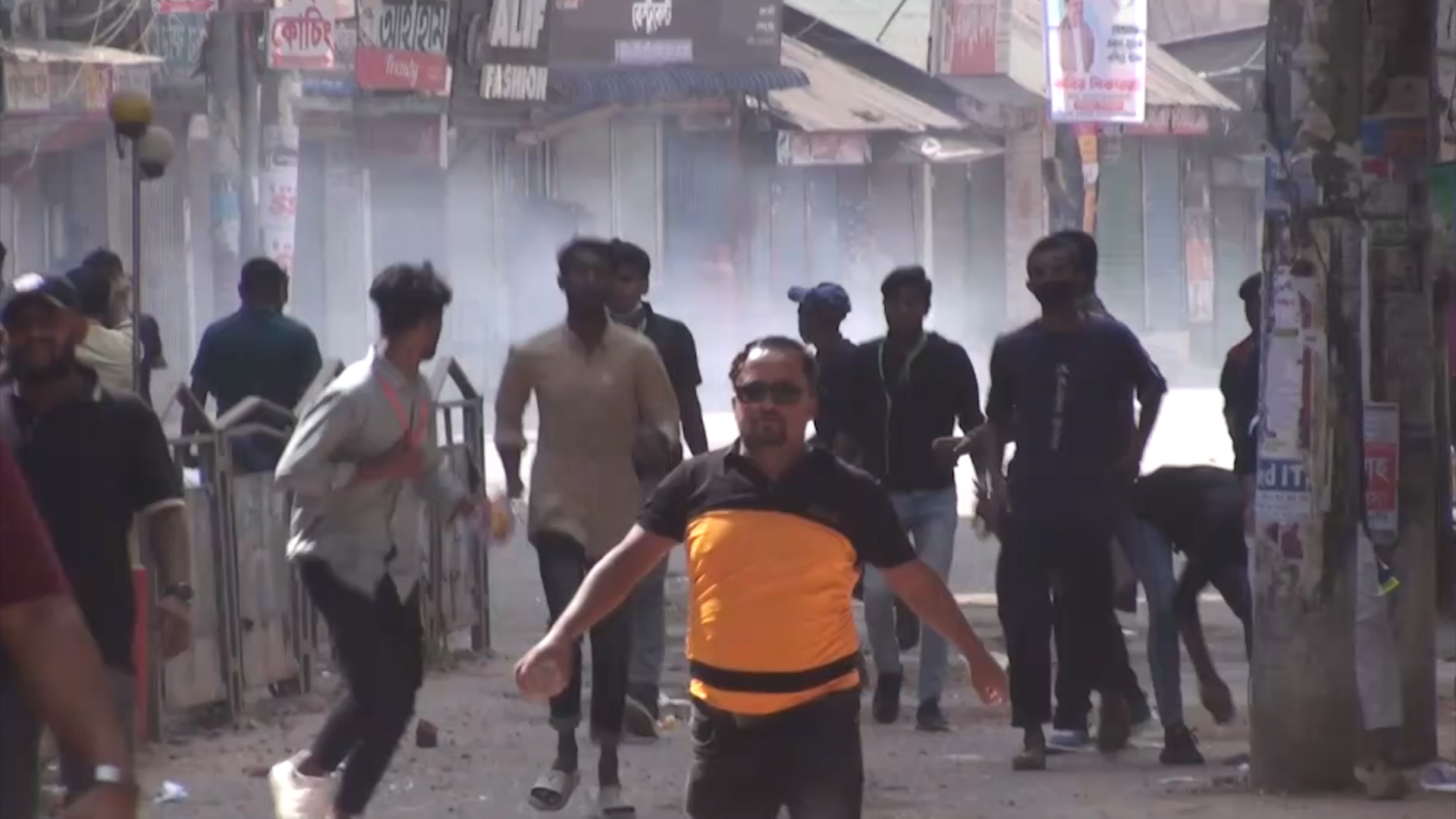 কুমিল্লায় আ.লীগের দু’পক্ষের সংঘর্ষ