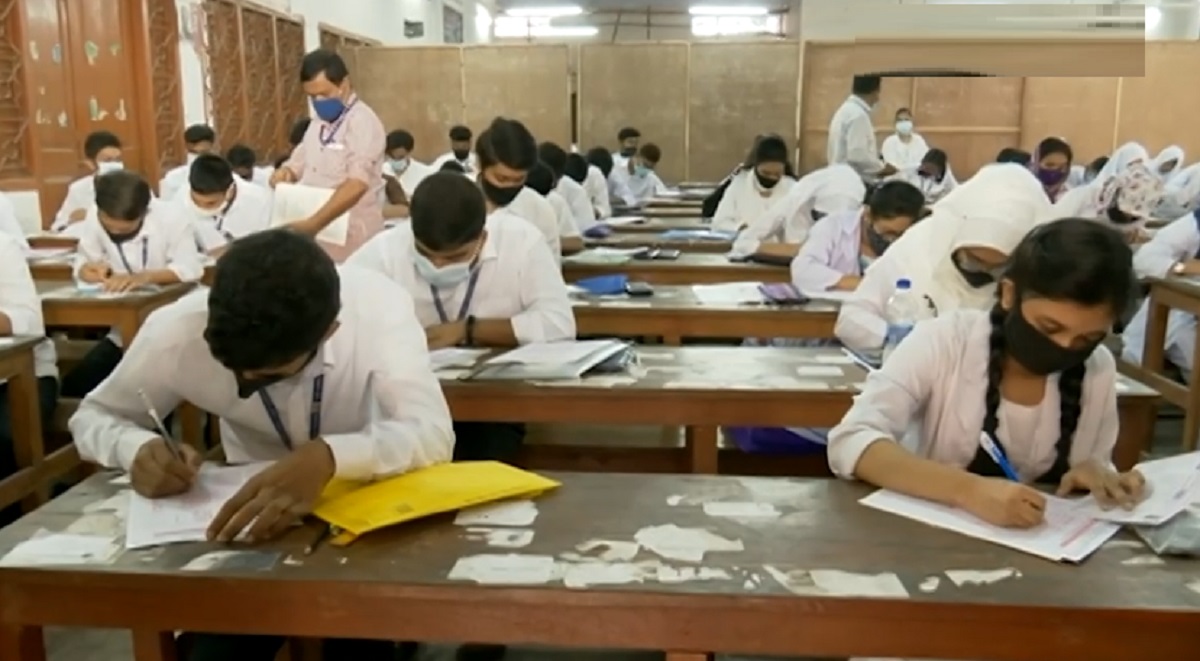 আজ থেকে শুরু এইচএসসি ও সমমানের পরীক্ষা