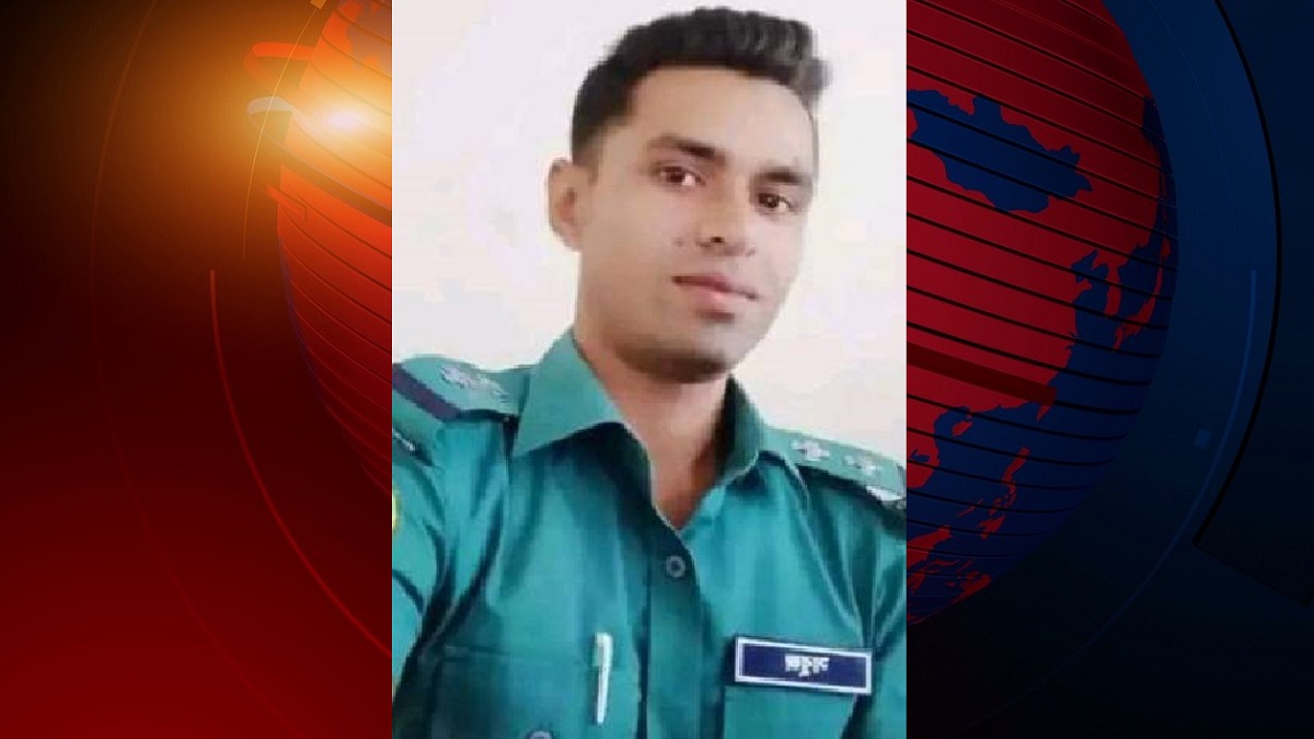 নরসিংদীতে সড়ক দুর্ঘটনায় পুলিশের এসআই নিহত