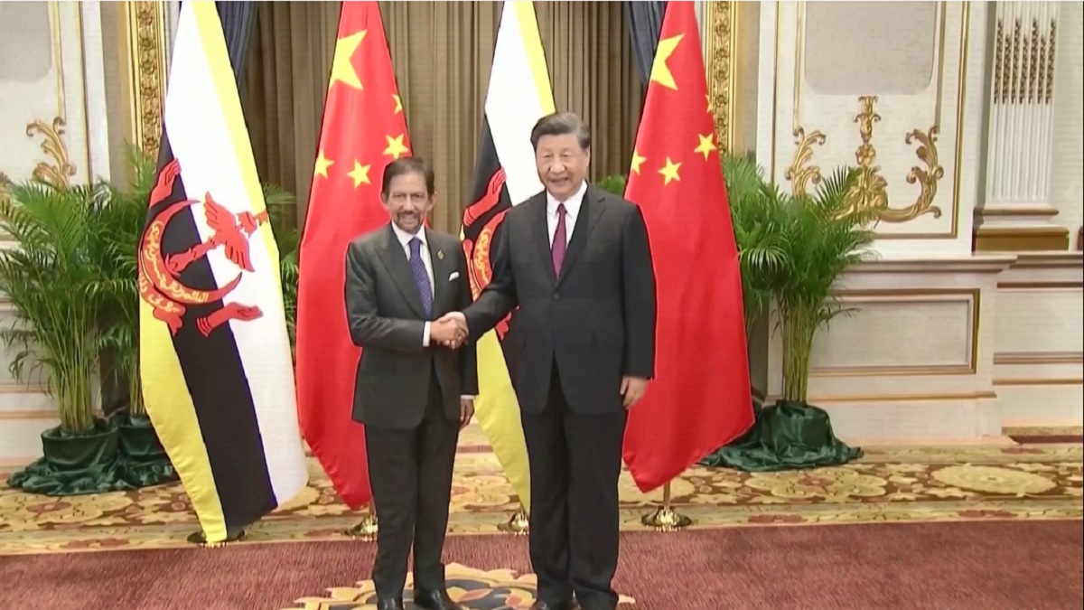 দক্ষিণ-পূর্ব এশিয়ায় শান্তির আহ্বান চীনের প্রেসিডেন্টের