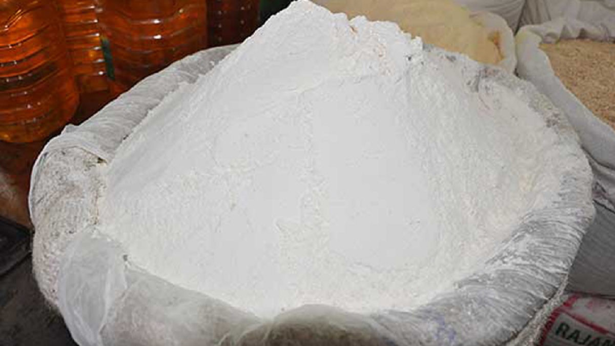 বছরের ব্যবধানে আটা-ময়দার দাম দ্বিগুণ