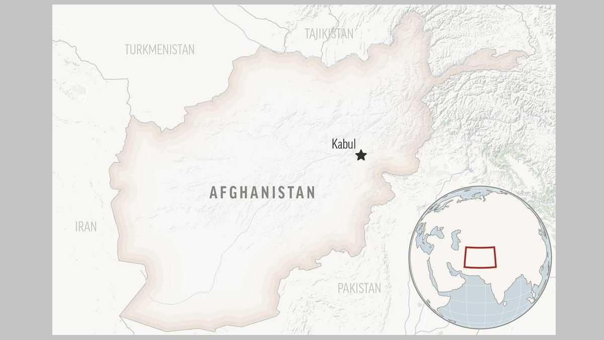 আফগানিস্তানে প্রকাশ্য সাজা; ৩ নারীসহ ১২ জনকে দোররা মারা হয়