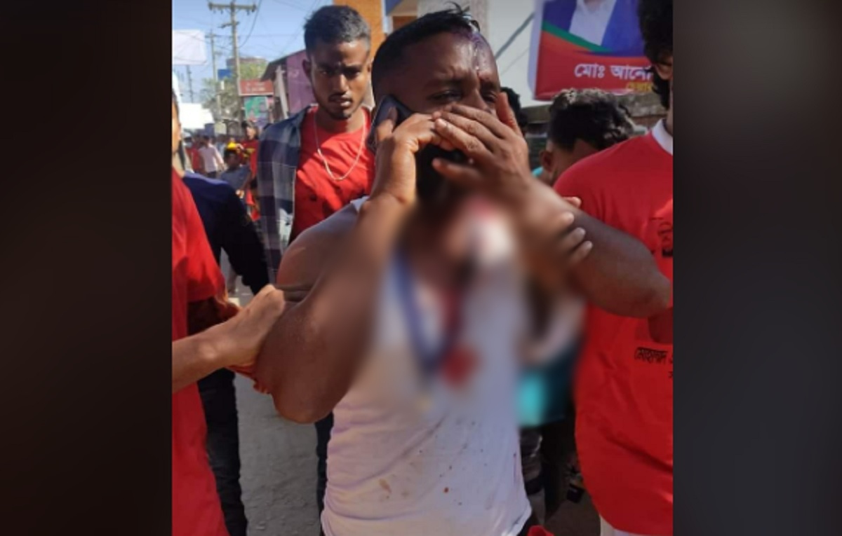 নবীনগর আ. লীগের ত্রি-বার্ষিক সম্মেলনে চেয়ার ছোড়াছুড়ি, আহত ৩