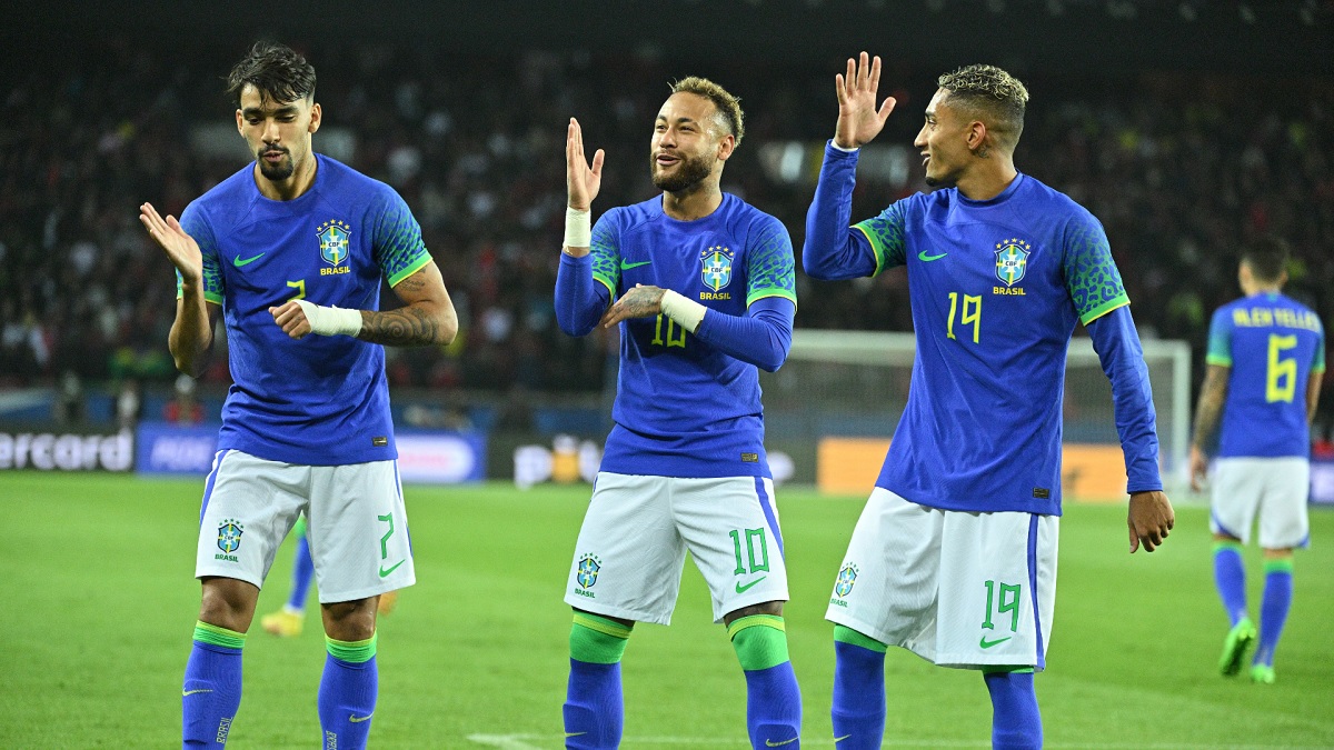 বিশ্বকাপের ১০ গোলের জন্য ব্রাজিলের ১০ রকমের নাচ