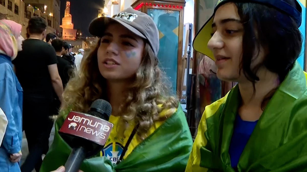 কাতারের রাজপথে ব্রাজিল ভক্তদের দাপট, আর্জেন্টিনার হারে মেসিকে নিয়ে ব্যঙ্গ