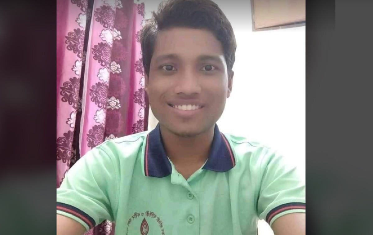 ঢাবির হলের ছাদ থেকে পড়ে শিক্ষার্থীর মৃত্যু